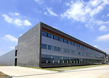 廠房改造擴大安裝吊頂式風柜